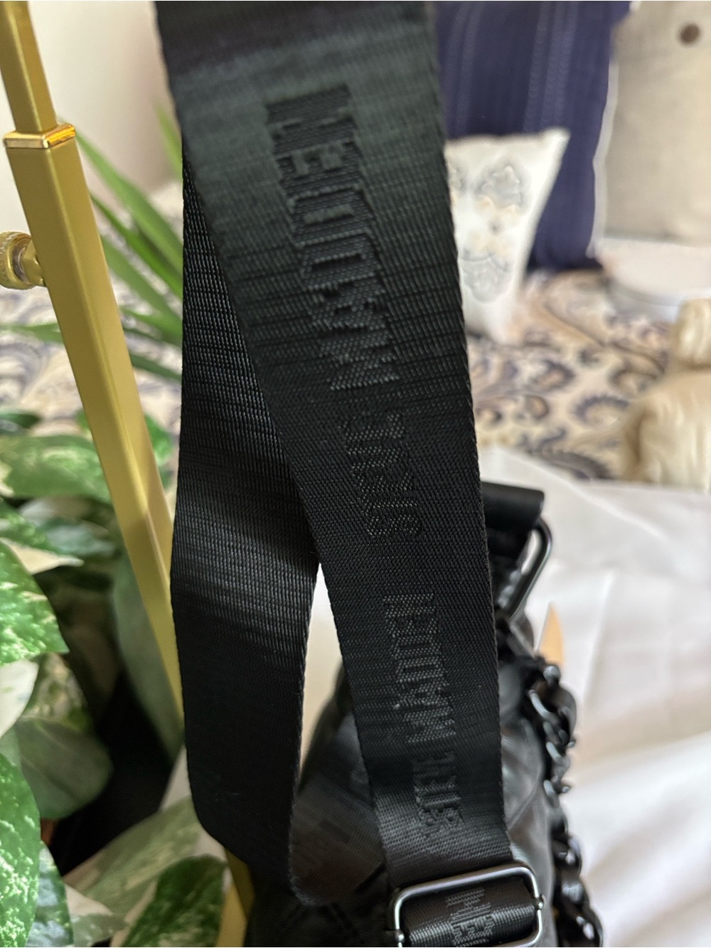 Steve Madden Black Quilted Shoulder Bag with Chain and Mini Pouch - Picture 5 of 13